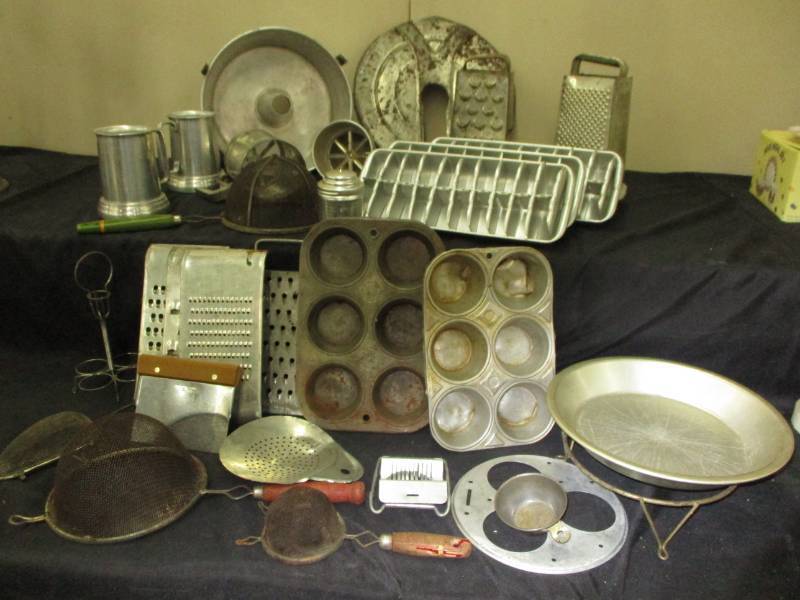Antique Kitchen bakingcooking misc
