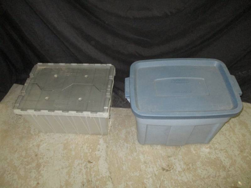 2 Tubs