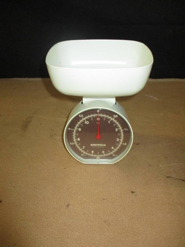 Nice Counter Scale