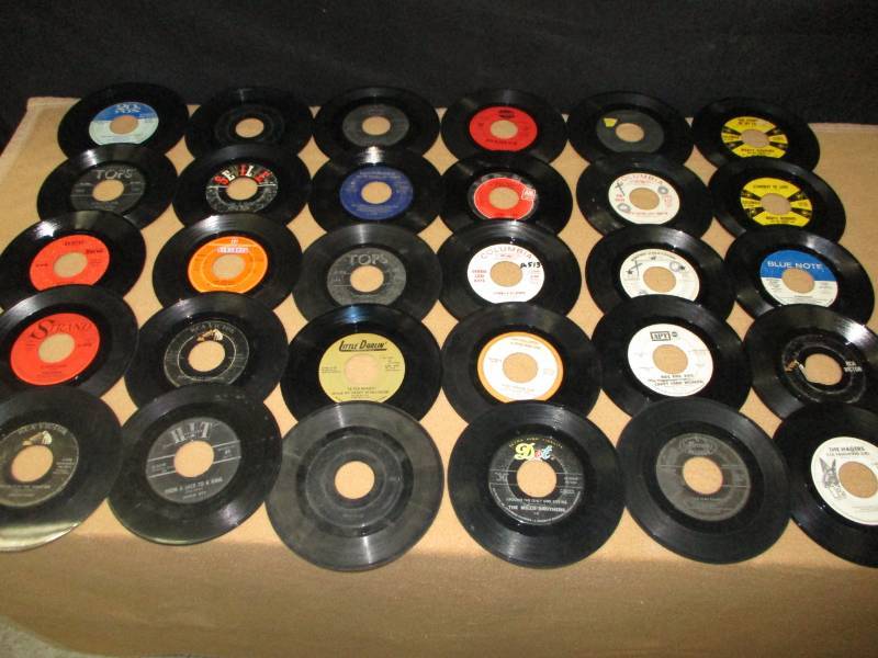 30 Various 45 records