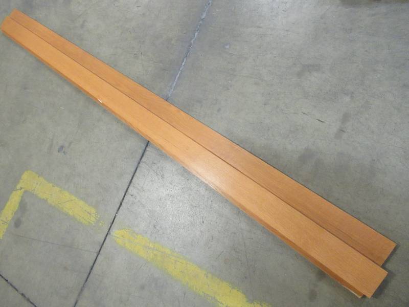 lot 21 image: 3 Pieces of 0.75-in x 8-ft Stained Wood Square Moulding 1X4-GOO8