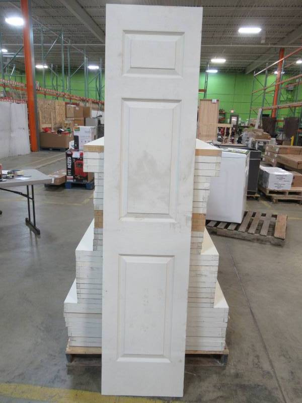 lot 35 image: Reliabilt Colonist Primed 3-Panel Hollow Core Molded Composite Slab Door (Common 18-in X 80-in) 10971