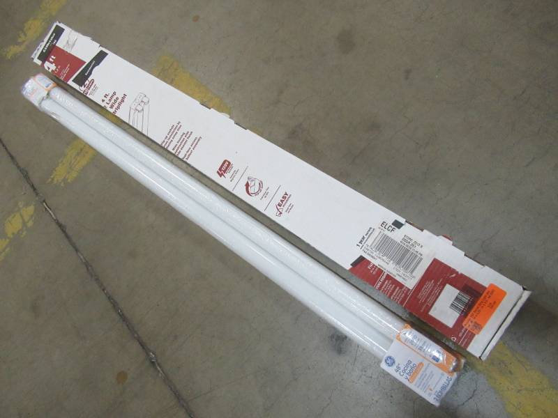 lot 127 image: Metalux SSF Series Strip Light (Actual 48-in x 4.25-in x 3.5-in) SSF240 Includes Bulbs