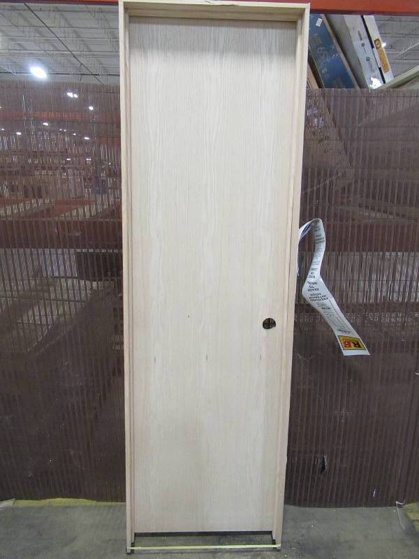 lot 153 image: ReliaBilt Prehung Hollow Core Flush LH Oak Interior Door (Common 24-in x 80-in) 687688