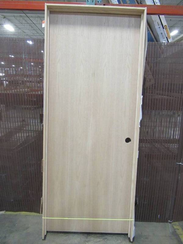 lot 157 image: ReliaBilt Prehung Hollow Core Flush LH Oak Interior Door (Common 32-in x 80-in) 687694