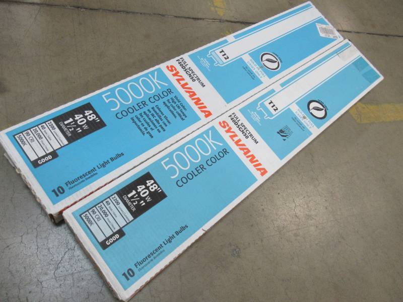 lot 92 image: 2 Cases of SYLVANIA 48 X 1 12 Dia 40w Medium Bi-pin (T12) 5000 K Natural Daylight Fluorescent Light Bulbs (10-Pack)