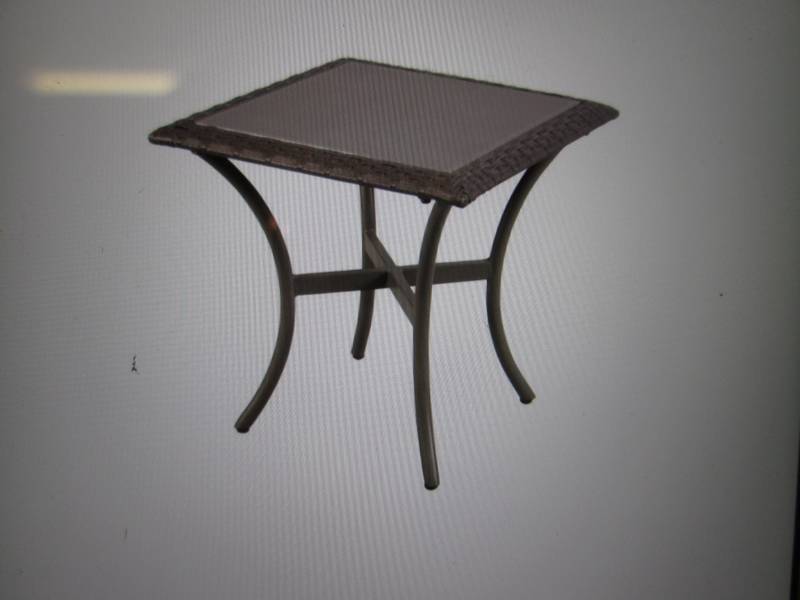 Hampton Bay Posada 18 Glass Top Ou...