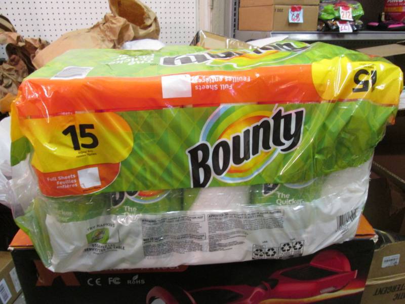 15 Rolls of Bounty Paper Towels  A-...