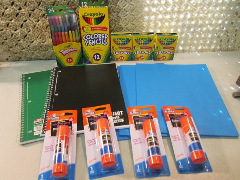 Lot of Misc School Supplies  F-0...