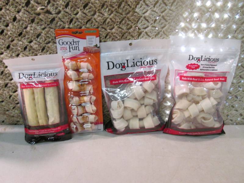 Mix Lot of Dog Chews  B-1...