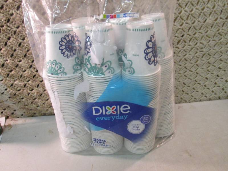 Pack of 300 Dixie 12 ounce Cups  F-...