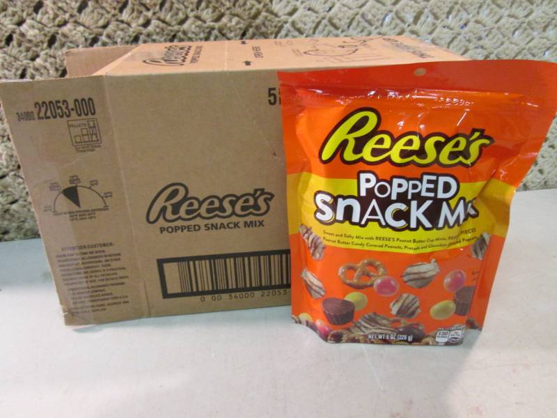 Case of 5 Bags of Reeses Popped Sna...
