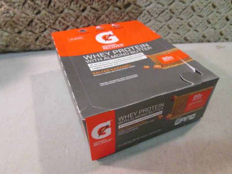 Box of 12 Gatorade Recover Protien ...