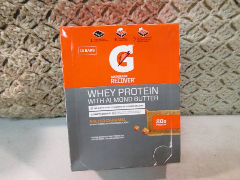 Box of 12 Gatorade Recover Protien ...