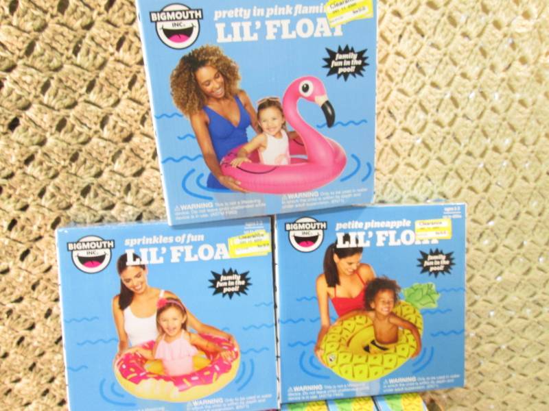 Lot of 11 Kid Size Pool Floats Reta...