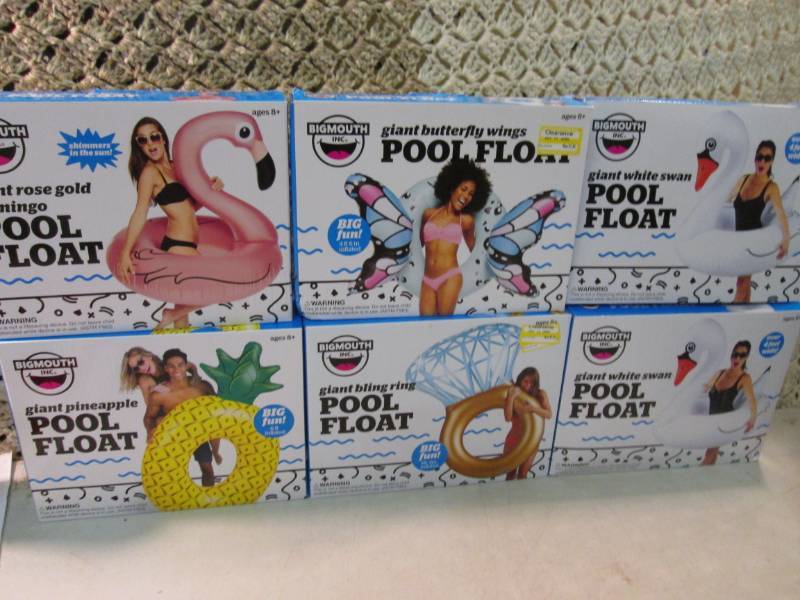 Lot of 6 Adult Size Giant Pool Floa...