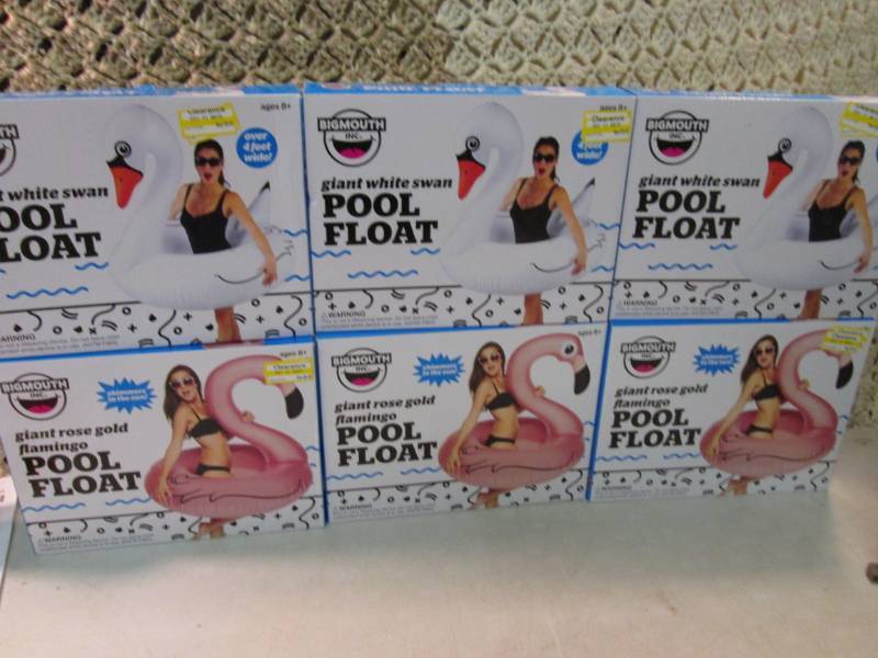 Lot of 6 Adult Size Giant Pool Floa...