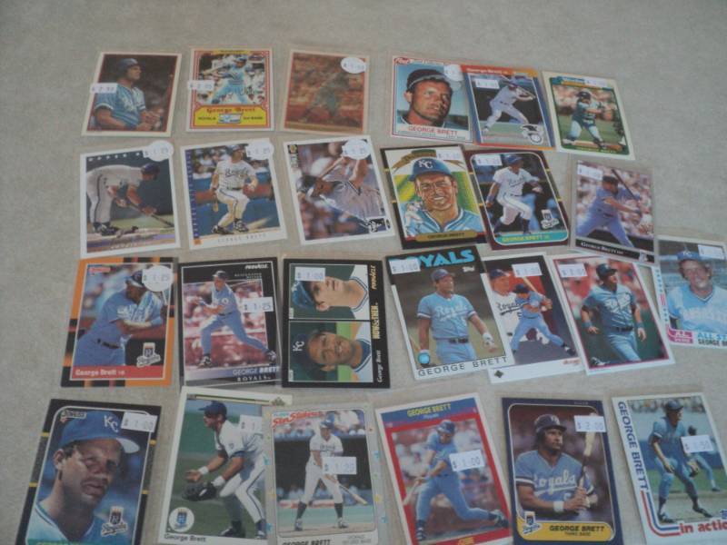 25 George Brett Cards...