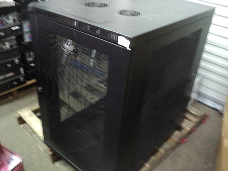 Tripp Lite Smart Rack Enclosure 23...