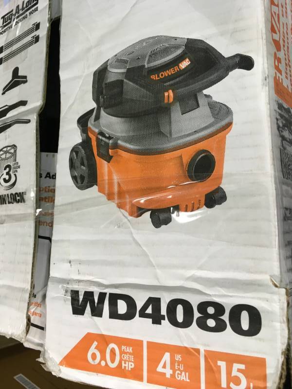lot 3 image: RIDGID 4 Gal. 6.0-Peak HP Wet Dry Vac with Detachable Blower not used