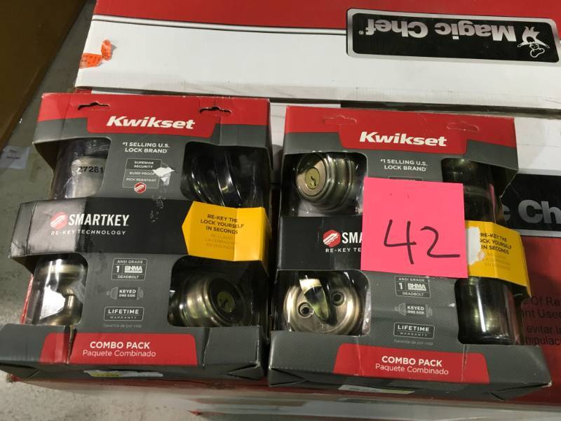 lot 42 image: Entry Door Knobs Kwikset Entrance Handle & Lock Sets Juno Antique Brass Entry K LOT F 2 not used