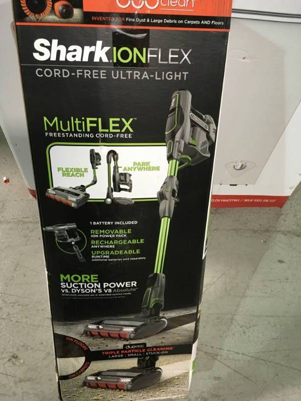 lot 46 image: Shark IONFlex DuoClean Cordless Bagless Ultra-Light Power Stick Vacuum Cleaner open box in like new condition