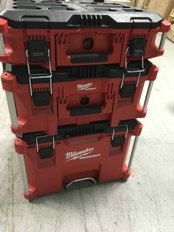 Milwaukee 22 in. Packout Modular Tool Box Storage System not used