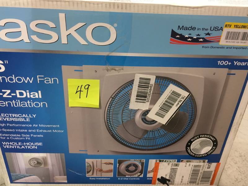 Lasko 16 in. Window Fan with EZ-Dial Ventilation not used