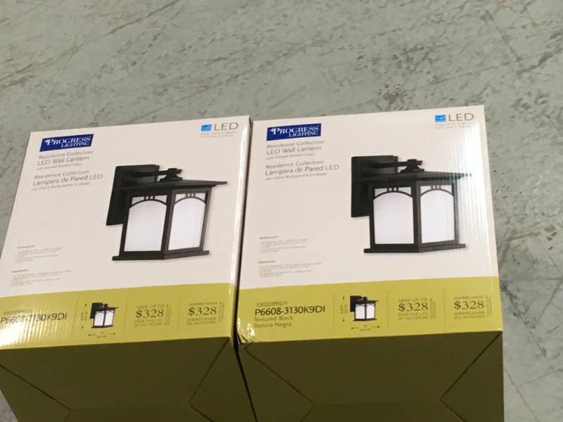 Progress Lighting Residence Collection 1-Light Outdoor 6 Inch Textured Black LED Wall Lantern LOT OF 2 not used