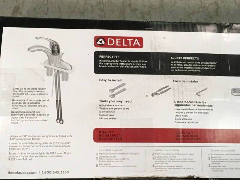 Delta Haywood Single Hole Single-Handle Bathroom Faucet in Stainless in like new condition