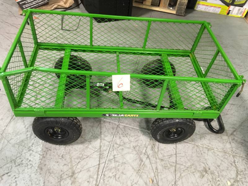 lot 6 image: Gorilla Carts 800 lb. Steel Utility Cart PLEASE SEE PICS FOR SMALL DAMAGE