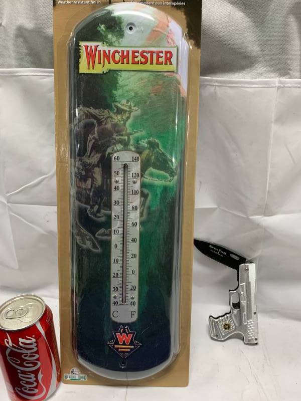 lot 28 image: Winchester Thermometer & Gun Knife