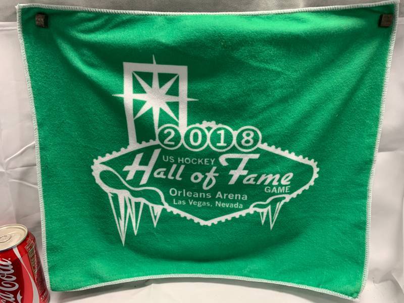 lot 46 image: UND Hockey Hall of Fame Game Towel