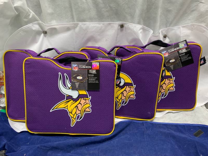 lot 98 image: Lot of 4 Minnesota Vikings Seat Cushions