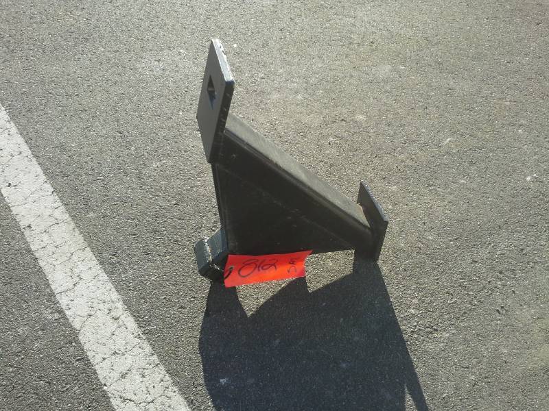 Receiver Hitch for Skid Steer Quick Attach