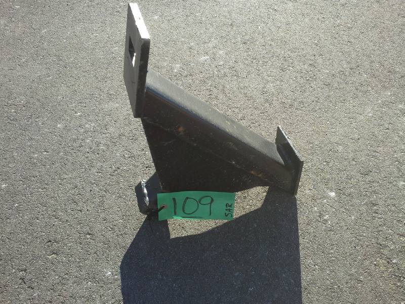 Receiver Hitch for Skid Steer Quick Attach