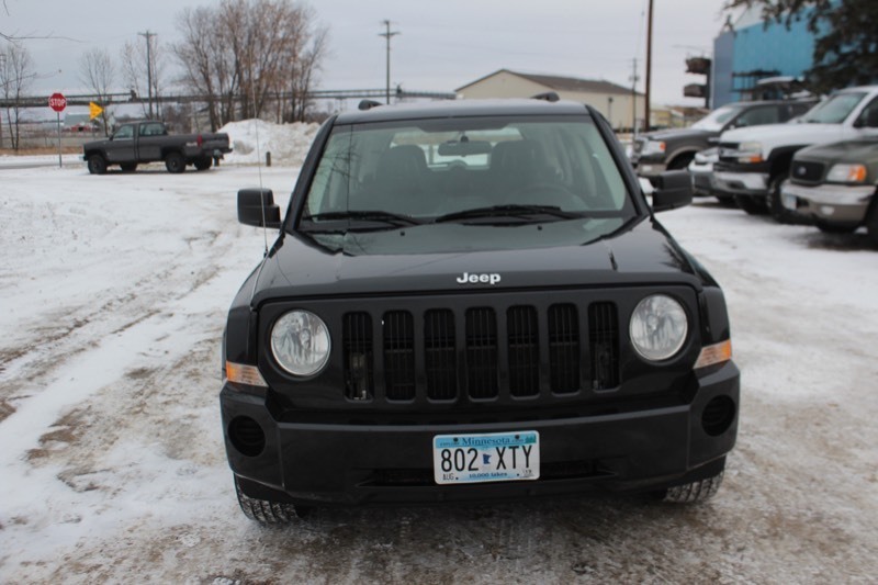 2009 Jeep Patriot Sport 4x4 - 5 Speed Manual -