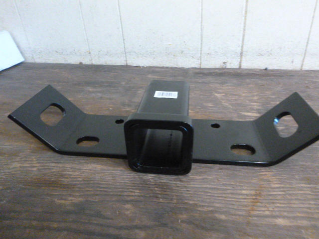 lot 9 image: NEW Bumper Mount Hitch