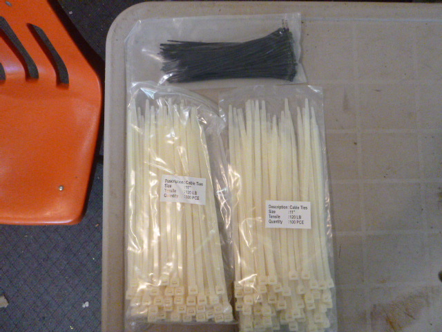 lot 48 image: Cable Ties