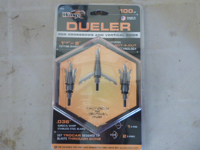 lot 69 image: Wasp Dueler Arrow Blades