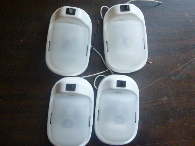 lot 108 image: 4 Fish House Lights