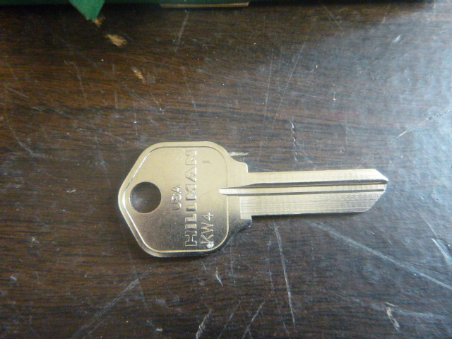 lot 127 image: Box of Hillman Key Blanks