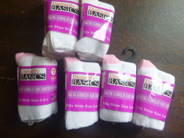 lot 142 image: 6 Packs of Distinctly Basic Socks