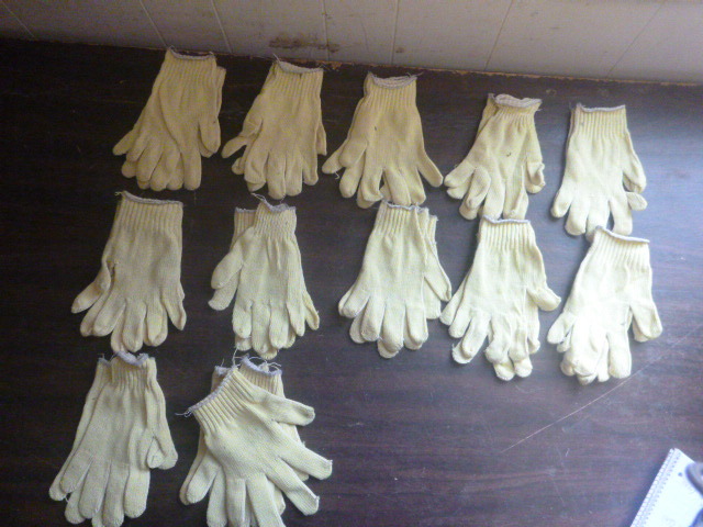 lot 150 image: 12 Pair of Work Gloves