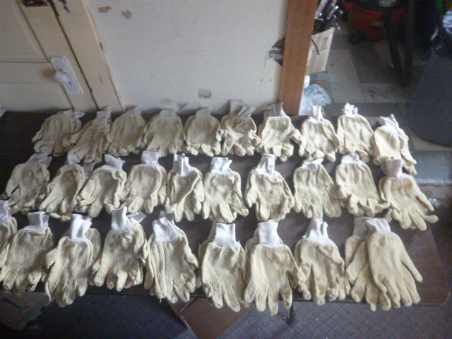 lot 153 image: 29 Pair of Work Gloves