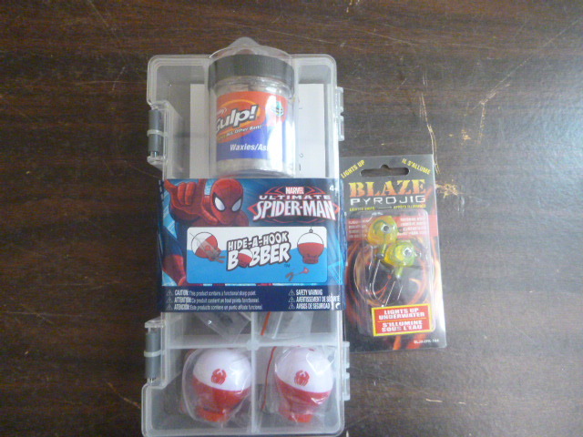 lot 185 image: Shakespeare Marvel Ultimate Spiderman Hide-A-Hook Bobber Kit