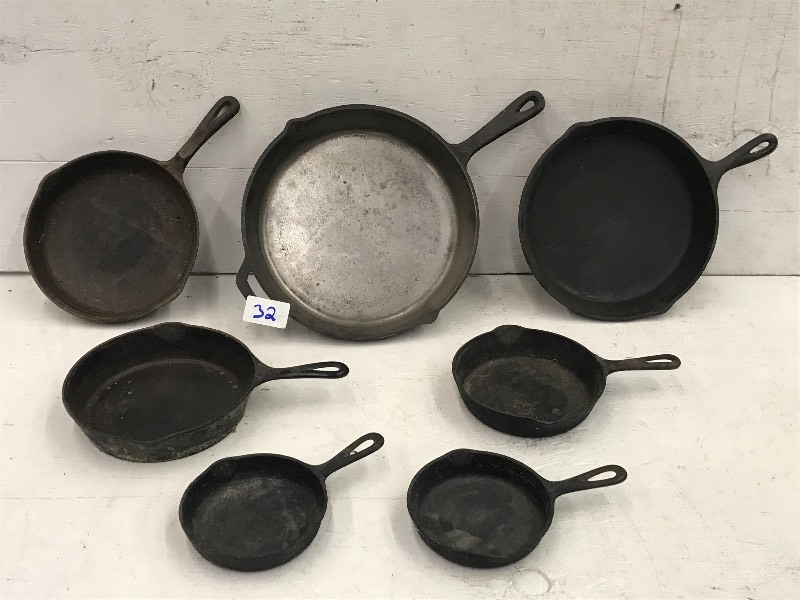 7-Piece Cast Iron Cook Set