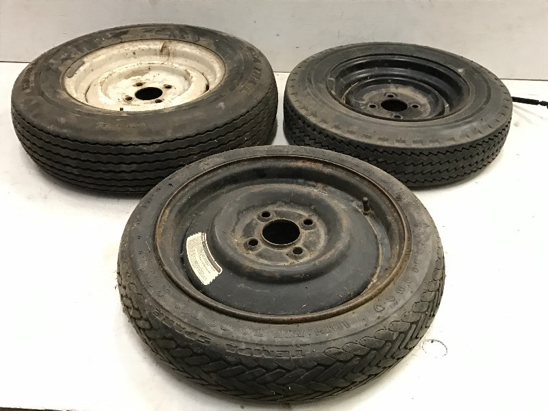 lot 109 image: Lot Of (3) Wheels & Tires