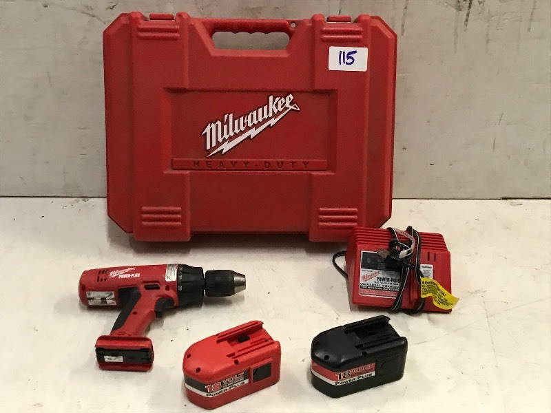 lot 115 image: Milwaukee Power-Plus Cordless Tool Set