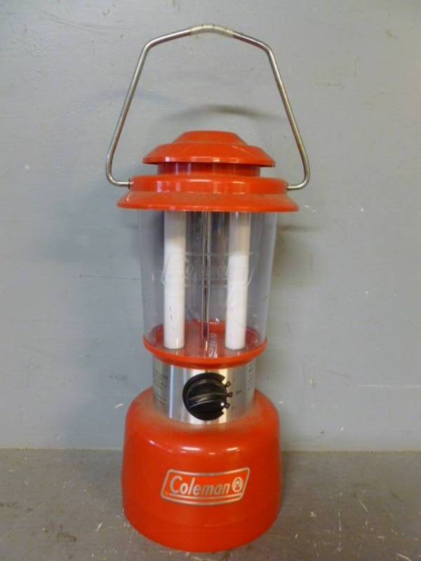 lot 35 image: Coleman Lantern